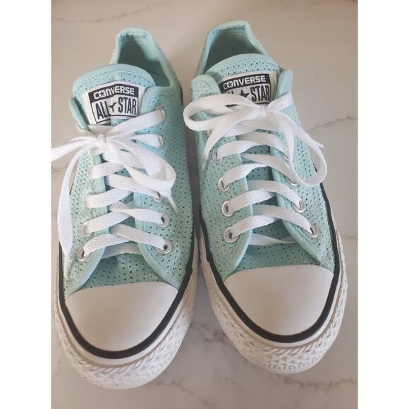 Converse All Star Women’s Size 8 US Mint Green Chuck Taylor Low Top Worn 2 times - Picture 1 of 6